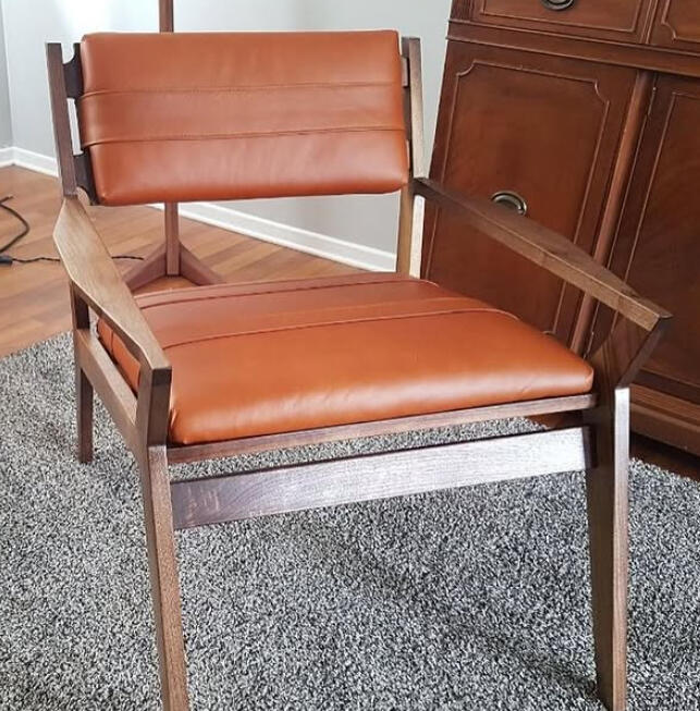 Gentlemen Chair (Black Walnut With Tan Leather)